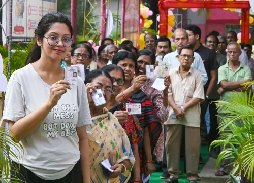 पश्चिम बंगाल चुनाव: दूसरे चरण में 142 सीटों पर मतदान, NDA नेताओं का दावा — बन रही है डबल इंजन सरकार