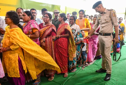 Bengal re-polling in 15 booths today; 30 more likely in Falta