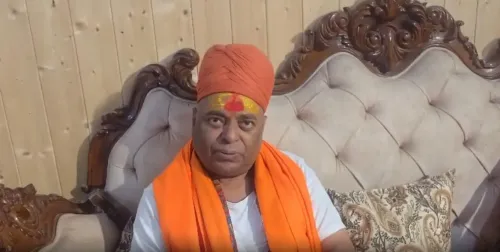 क्या भारत को 'हिंदू राष्ट्र' नहीं, 'सनातन राष्ट्र' घोषित किया जाना चाहिए?