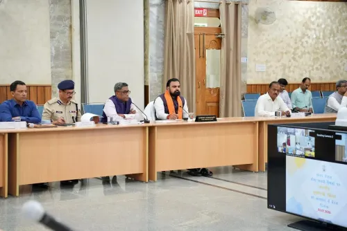 भारत-नेपाल सीमा पर अवैध गतिविधियाँ रोकें: CM सम्राट चौधरी की 7 जिलों के अधिकारियों को सख्त हिदायत