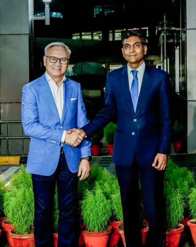 लाओस के उपप्रधानमंत्री थोंगसावन फोमविहाने नई दिल्ली पहुँचे, जयशंकर संग 10वीं जॉइंट कमीशन बैठक की करेंगे सह-अध्यक्षता