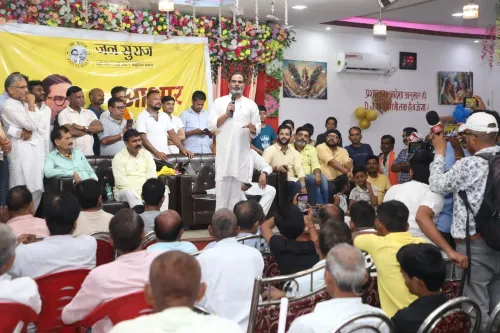 भरत तिवारी मामला: प्रशांत किशोर बोले — नौकरी-मुआवजा नहीं, दोषियों पर कार्रवाई से मिलेगा असली न्याय