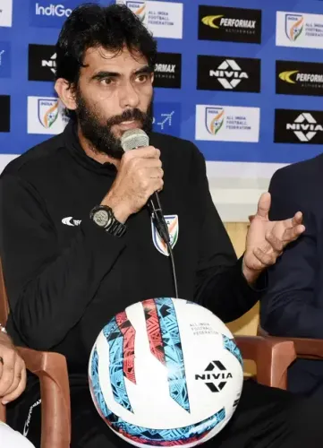 क्या खिलाड़ियों का पूल बढ़ाकर भारतीय फुटबॉल की स्थिति में सुधार किया जा सकता है?