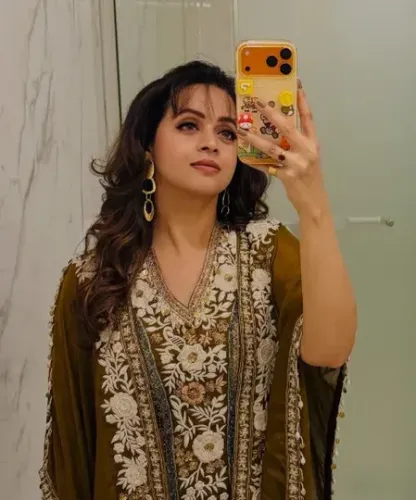 भावना मेनन ने फैंस को किया सावधान, कहा-'मेरे नाम के दूसरे सोशल मीडिया अकाउंट्स फर्जी हैं'