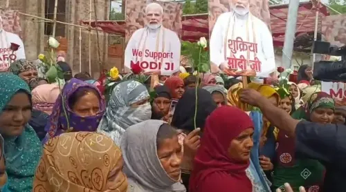 Bhopal’s Muslims burst firecrackers in support of Waqf (Amendment) Bill