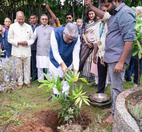 Did Bhupender Yadav Really Plant the One Millionth Tree at Heartfulness Headquarters?