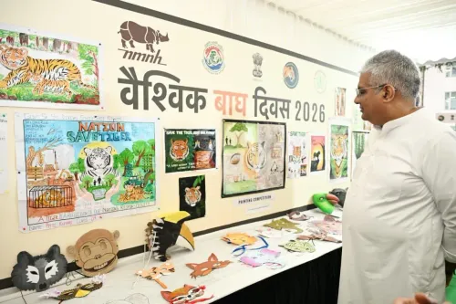 Bhupender Yadav Reviews Tiger Day Art Show by Delhi School Kids