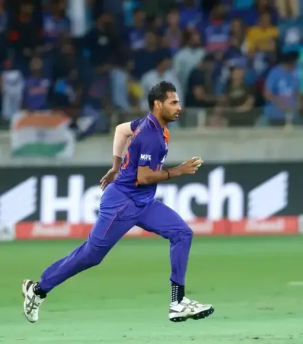 Shane Bond: Bhuvneshwar can be 'lethal' in NZ swing conditions