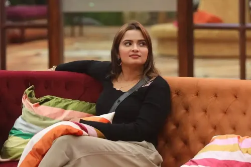 Did Neelam Giri Betray Her Close Friend Shehbaz Badesha in Bigg Boss 19?