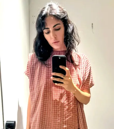 What Did Bigg Boss 9 Contestant Mandana Karimi Experience During Her Health Scare?