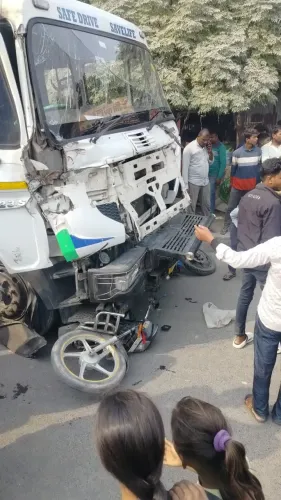 क्या बिहार में अनियंत्रित ट्रक ने ऑटो और बाइक को टक्कर मारी, जिससे पांच की मौत हुई?