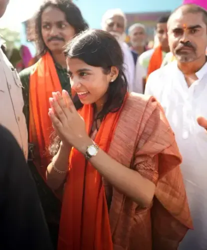 Can Folk Singer Maithili Thakur Secure Victory in Alinagar?