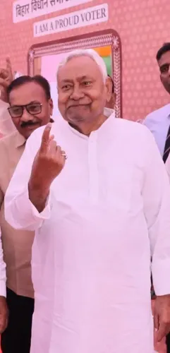 क्या बिहार चुनाव में मुख्यमंत्री नीतीश ने पहले चरण में रिकॉर्ड मतदान के लिए जनता का धन्यवाद किया?