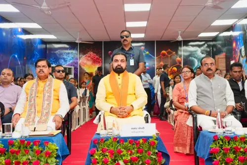 Bihar CMO Launches Free JEE-NEET Coaching at 10 Patna Model Schools