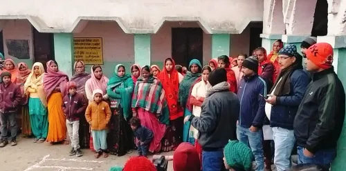 Why Are Jeevika Members Protesting Outside the JD-U Office?