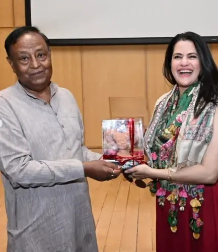 सोना महापात्रा ने बिहार म्यूजियम में दी भारत की धरोहर की झलक