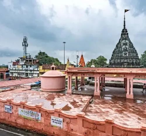 पितृपक्ष मेला 2026: गयाजी में पिंडदान के लिए 5 पैकेज लॉन्च, ₹11,250 से शुरू; ई-पिंडदान सुविधा भी उपलब्ध