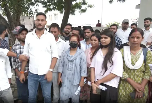 सीटीईटी अभ्यर्थियों का बिहार शिक्षा मंत्री के आवास पर प्रदर्शन, टीआरई-4 में समान अवसर की मांग