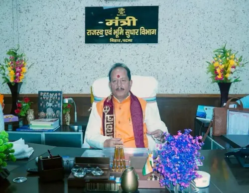 What actions will Bihar's Vijay Sinha take against the mafia?