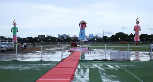 How is Vijayadashami Celebrated in Patna Amidst Rain?
