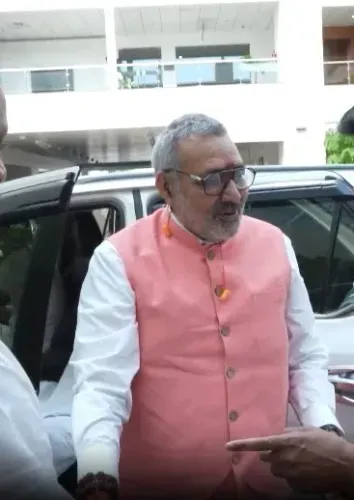 Begusarai court upholds Giriraj Singh's bail in 2019 'Do Gaz Zameen' case