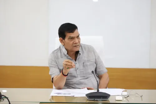 यूपी में प्रीपेड स्मार्ट मीटर अब पोस्टपेड की तरह काम करेंगे, बकाया बिल 10 किस्तों में भरने की सुविधा