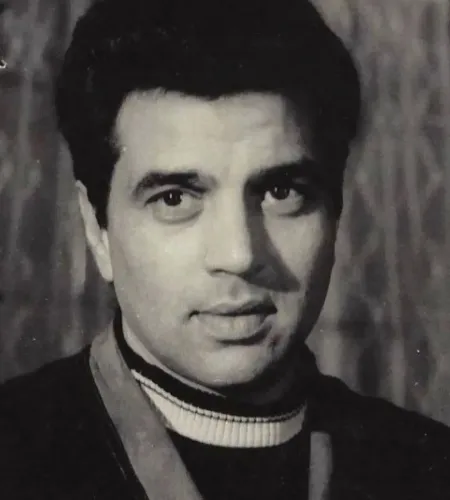 What Did Bina Kak Recall About Meeting Dharmendra in 1986?