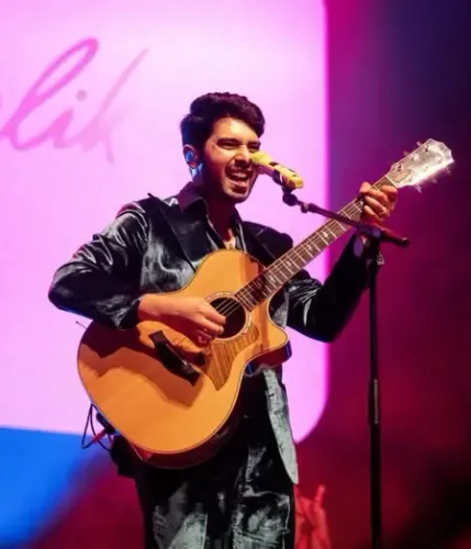 बर्थडे स्पेशल: बेहतरीन सिंगर ही नहीं, डबिंग आर्टिस्ट भी हैं अरमान मलिक, इन फिल्मों में दिखाया हुनर