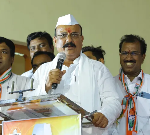 Congress warns BJP govt over farmer neglect ahead of Maharashtra polls