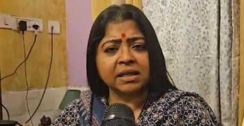 तसलीमा नसरीन की कोलकाता वापसी पर कीया घोष का दावा: BJP सरकार ने दिलाई अभिव्यक्ति की आज़ादी