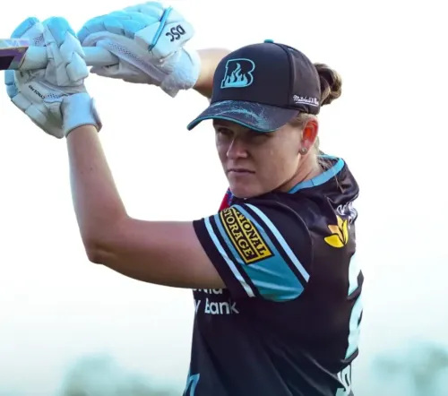 Jess Jonassen ruled out of WBBL 12 with hip complaint, Brisbane Heat seek replacement