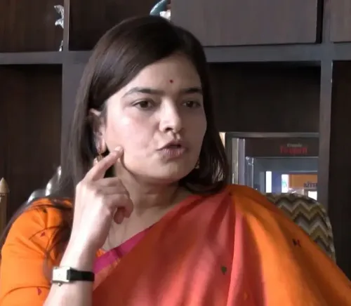 क्या बीएमसी चुनाव में पूनम महाजन का मानना है कि महायुति मुंबई का विकास करेगी?