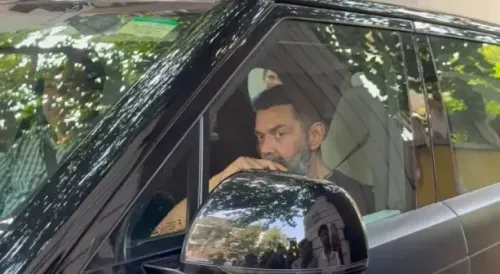 Did Bobby Deol and Jackie Shroff Visit Zayed Khan’s Home to Pay Final Tributes to His Mother Zarine Khan?