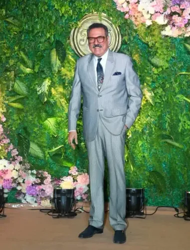 बोमन ईरानी ने ट्रंप को शांति वार्ता के लिए मजेदार चुनौती दी!