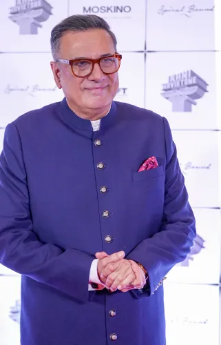 Boman Irani on working with Amitabh Bachchan in Waqt: 'A special privilege'