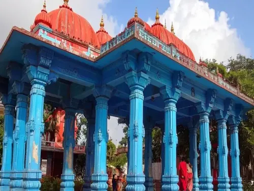 क्या ब्रह्मा जी के पुष्प कमल गिरने से बना पुष्कर ब्रह्मा मंदिर?