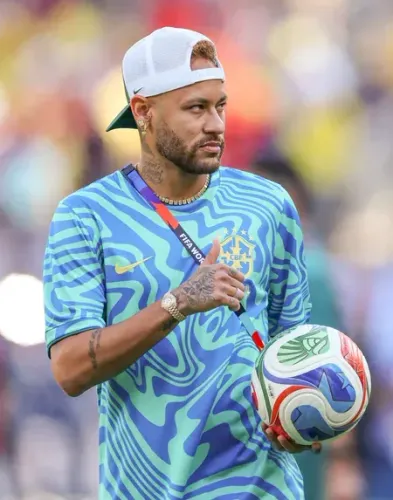 Neymar World Cup fitness row: Brazil president mocks star's absence