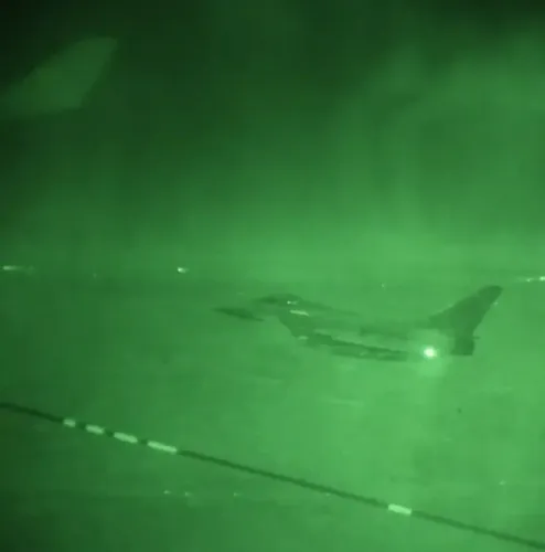 क्या ब्रिटेन और फ्रांस ने सीरिया में आतंकियों के खिलाफ एयर स्ट्राइक की?