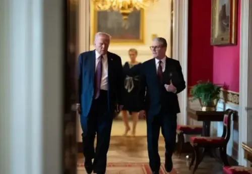 UK PM Starmer and Trump Discuss Reopening the Strait of Hormuz