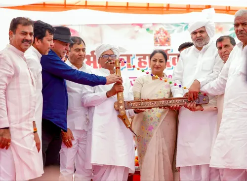 Delhi CM Rekha Gupta plans 10,000 hostel rooms for students under PPP model