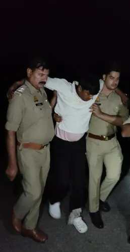 बुलंदशहर मुकेश हत्याकांड: मुठभेड़ में मुख्य शूटर कपिल और मनीष गिरफ्तार, पैर में लगी गोली