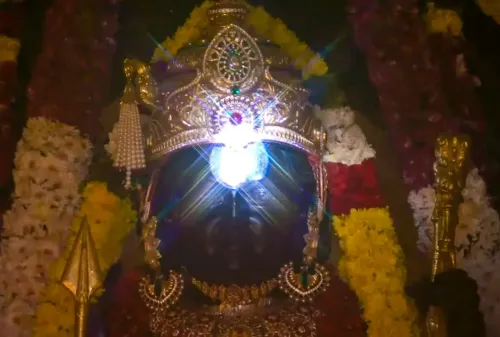 Surya Tilak Shines on Ram Lalla in Ayodhya