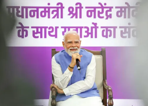 मोदी और PM-VBRY लाभार्थी: नई दिल्ली में संवाद