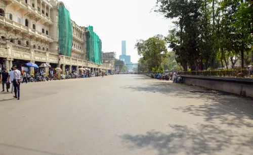 कोलकाता: पश्चिम बंगाल के सरकारी कर्मचारियों ने DA बकाया के खिलाफ प्रदर्शन किया