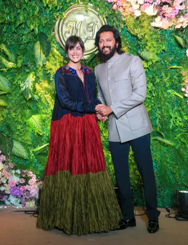 मुंबई: मोहक नाहटा–दिक्षिता खुराना की प्री-वेडिंग रिसेप्शन में सेलेब्स की उपस्थिति