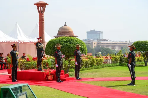 New Delhi: Lt Gen Pushpendra Singh receives farewell tributes