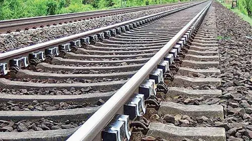 What railway projects worth Rs 11,169 crore has the Cabinet approved?