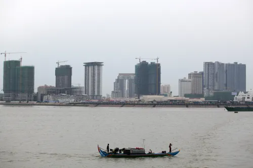 Cambodia Calls for Caution Due to Poor Air Quality