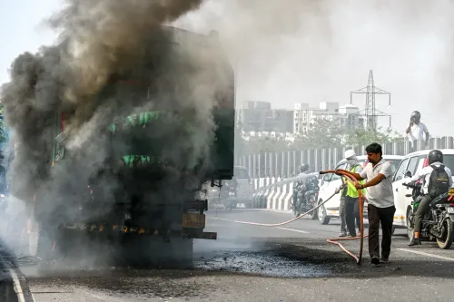 New Delhi: Sweeping Truck Catches Fire