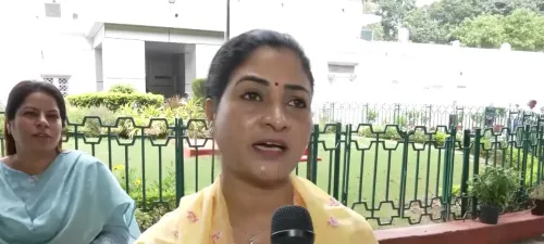 सीईसी ज्ञानेश कुमार पर कांग्रेस का हमला: 'इस्तीफा दें, वरना जेल जाएँगे'